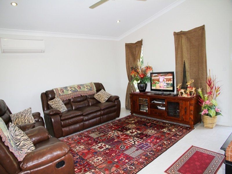 13 Mei-Lynn, Taranganba QLD 4703