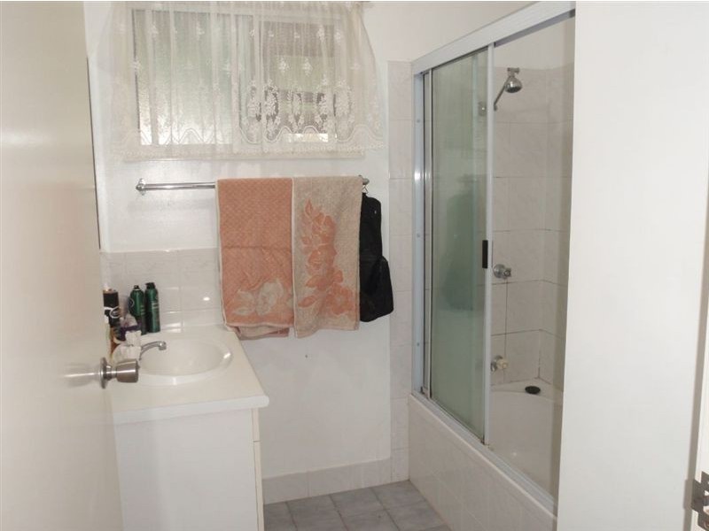 13 Misfeld Close, Gracemere QLD 4702