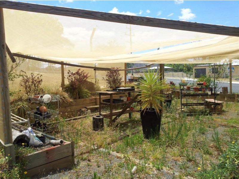 88 East Street, Mount Morgan QLD 4714