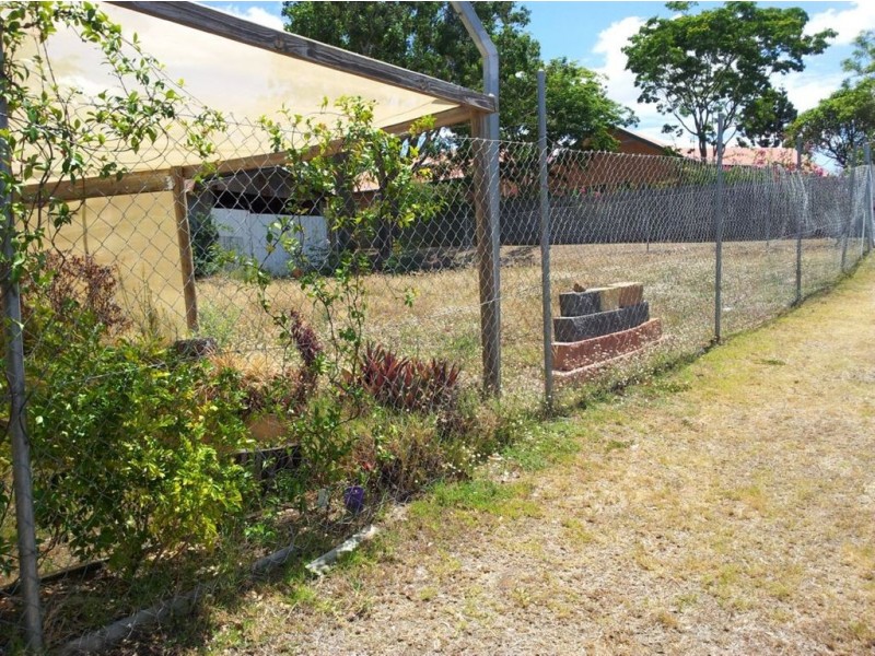 88 East Street, Mount Morgan QLD 4714