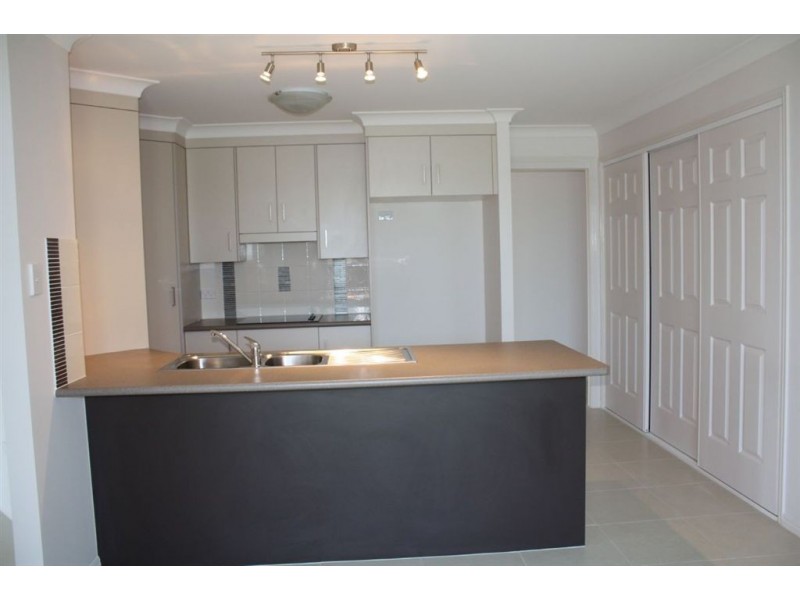 12 Wheeler Ave, Gracemere QLD 4702