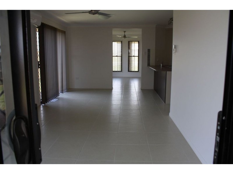 12 Wheeler Ave, Gracemere QLD 4702