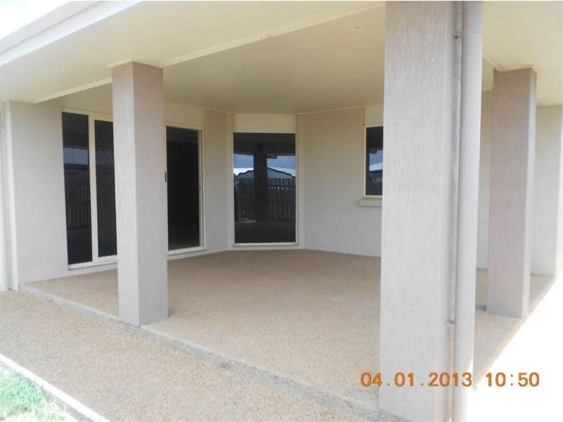 54 James St, Gracemere QLD 4702