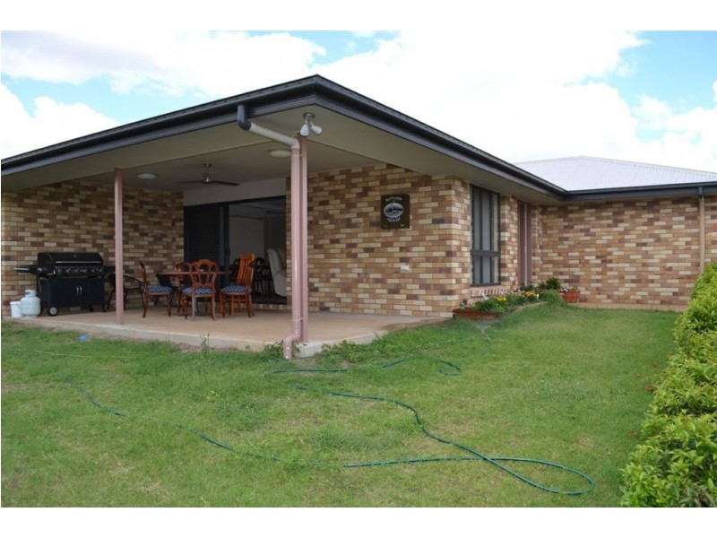 64 JAMIE CRESCENT, Gracemere QLD 4702