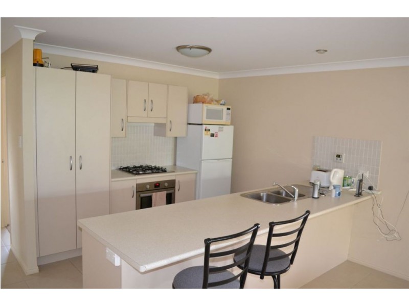 64 JAMIE CRESCENT, Gracemere QLD 4702