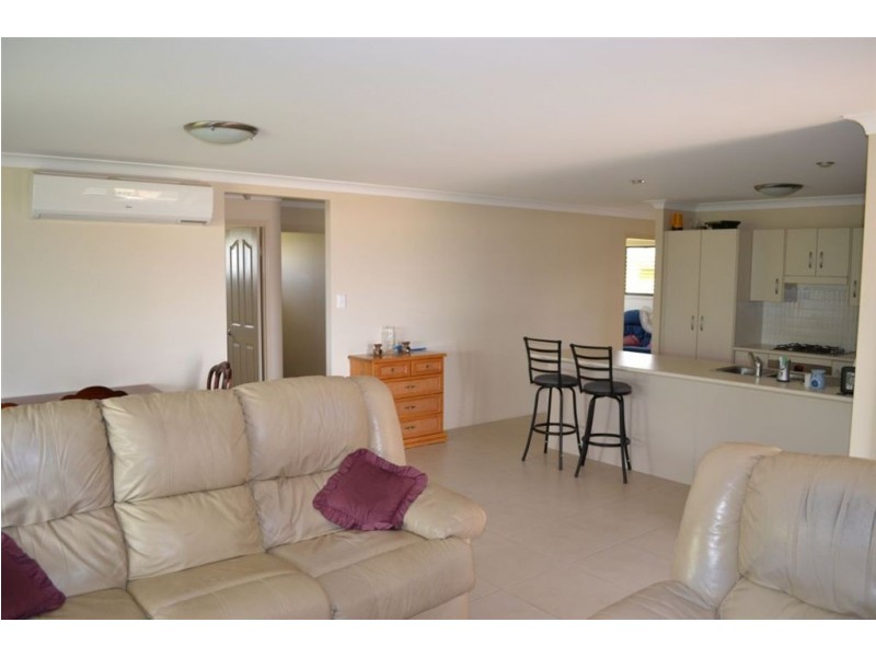 64 JAMIE CRESCENT, Gracemere QLD 4702