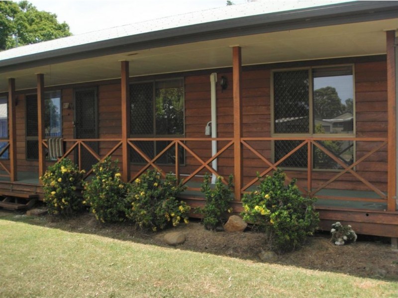 3 Beverly Place, Gracemere QLD 4702