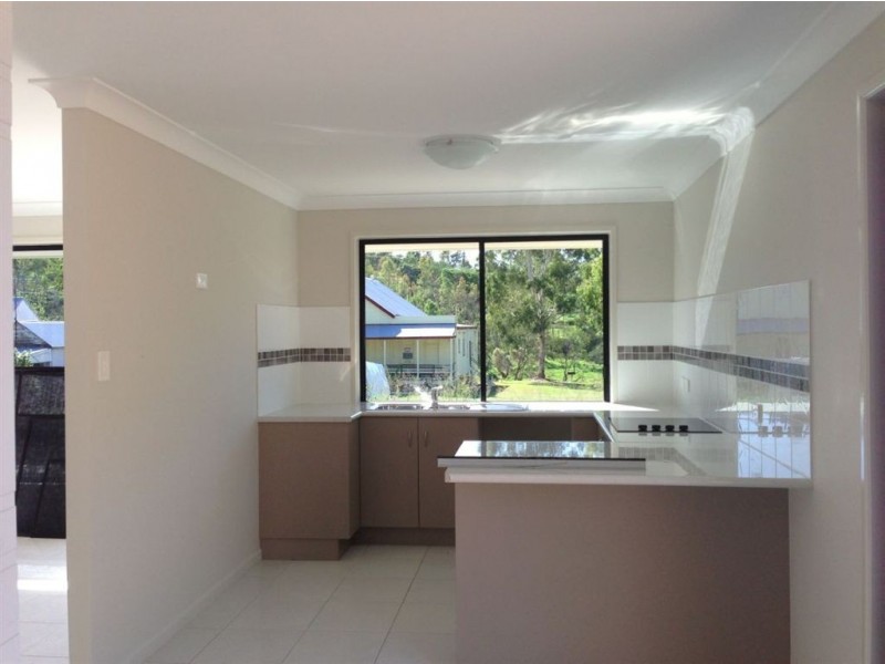 19 Creek Street, Mount Morgan QLD 4714