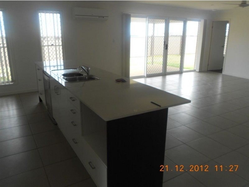 35 Anna Mears Ave, Gracemere QLD 4702