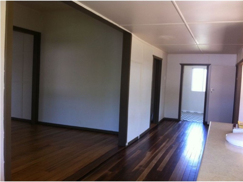 13 Hogan Street, Park Avenue QLD 4701