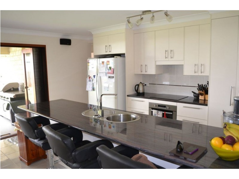 56 James Street, Gracemere QLD 4702
