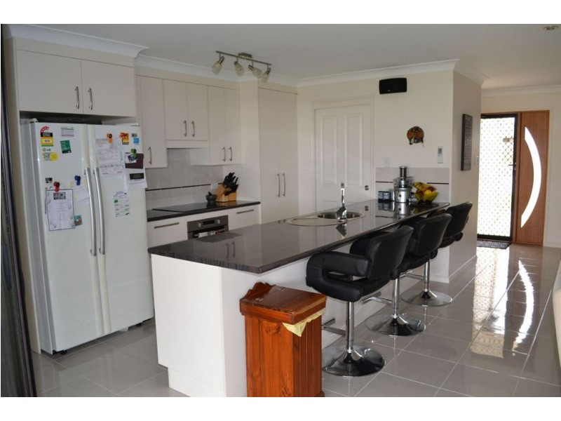56 James Street, Gracemere QLD 4702