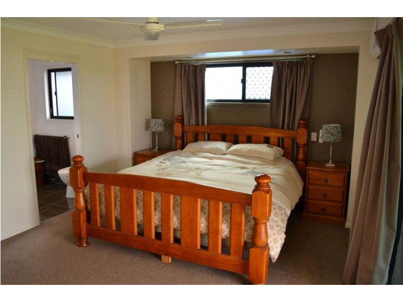 56 James Street, Gracemere QLD 4702
