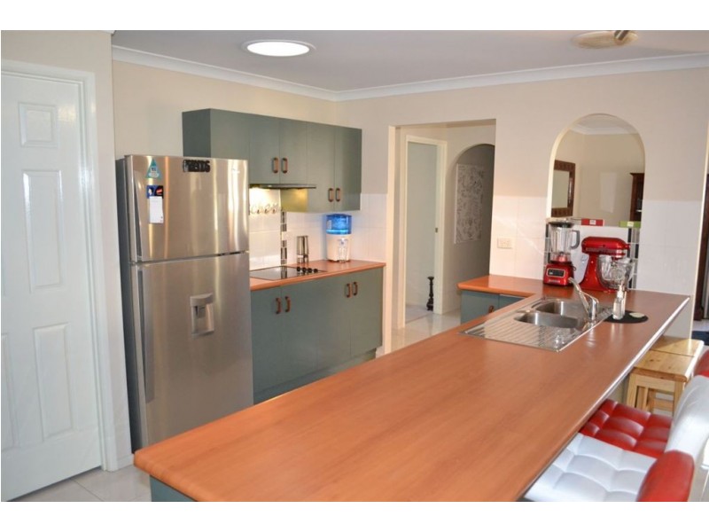 60 McLAUGHLIN STREET, Gracemere QLD 4702