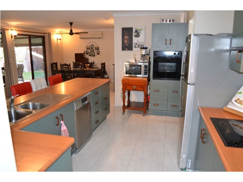 60 McLAUGHLIN STREET, Gracemere QLD 4702