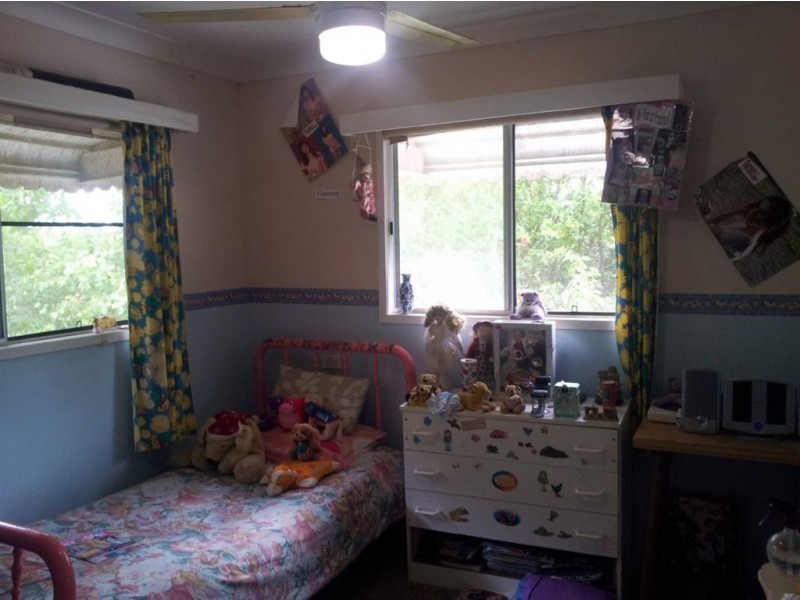 8 WILLIAM STREET, Mount Morgan QLD 4714