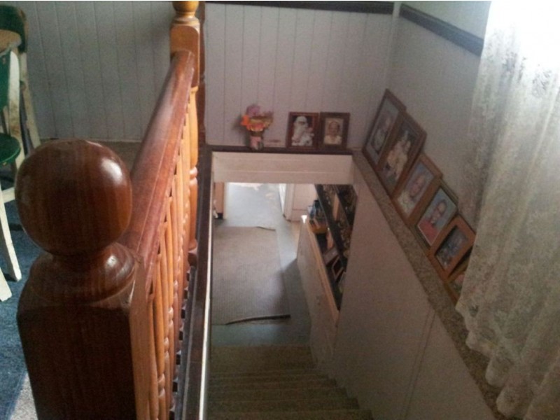 8 WILLIAM STREET, Mount Morgan QLD 4714