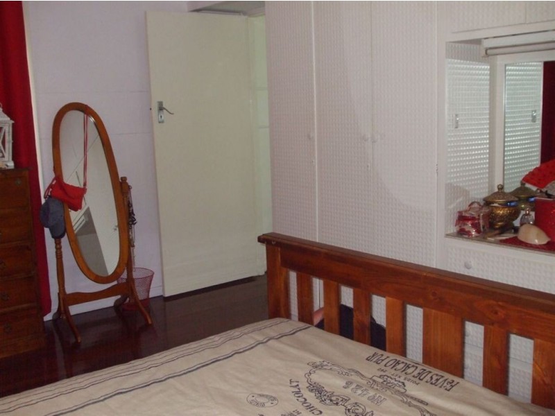 461 Crane Ave, Kawana QLD 4701