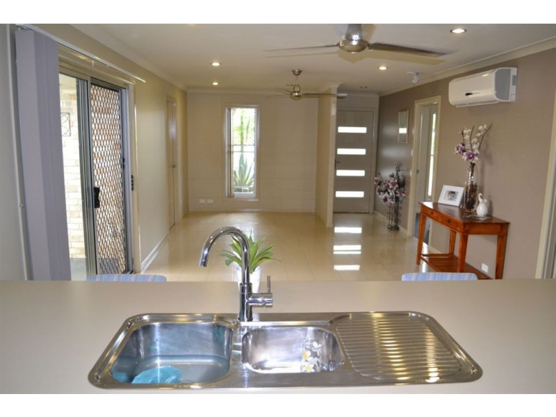 61 JOHN OXLEY DRIVE, Gracemere QLD 4702