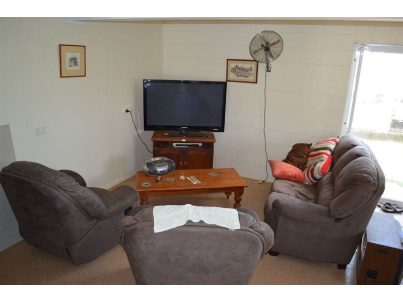 65 Douglas Street, Gracemere QLD 4702