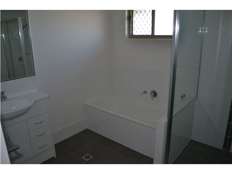 12 PREMIER COURT, Gracemere QLD 4702