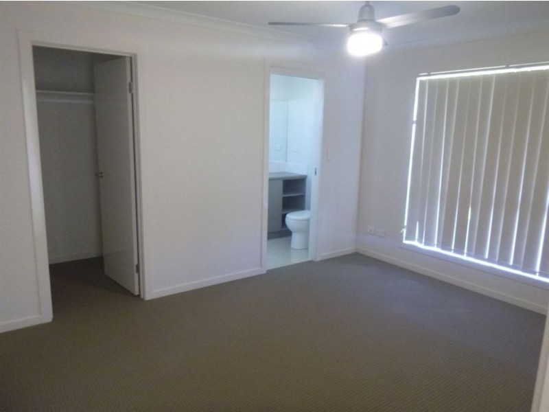 5 Taramooore Road, Gracemere QLD 4702