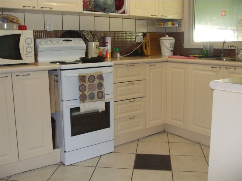 790 Dee Road, Wowan QLD 4702