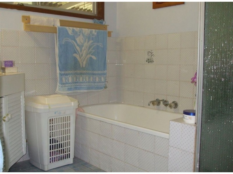 790 Dee Road, Wowan QLD 4702