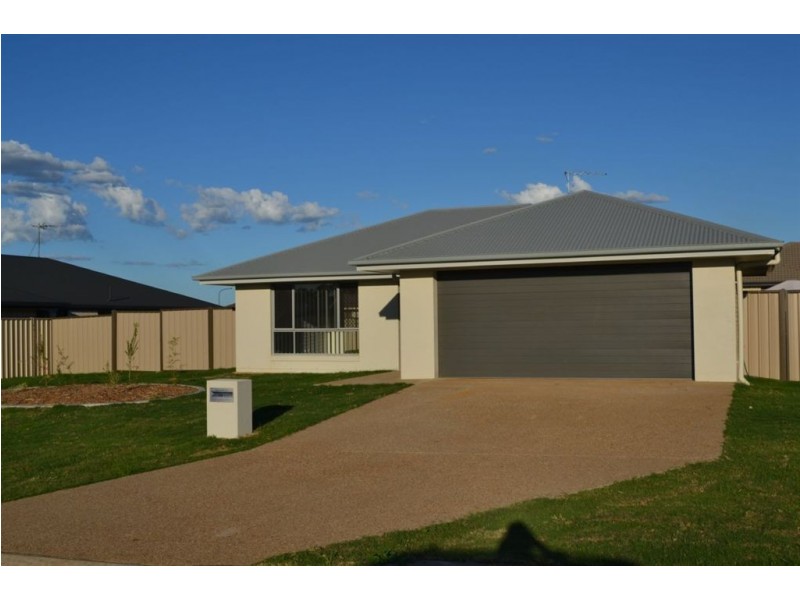 11 Premier Court, Gracemere QLD 4702