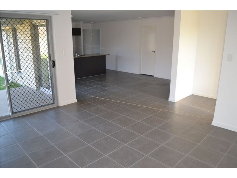 11 Premier Court, Gracemere QLD 4702