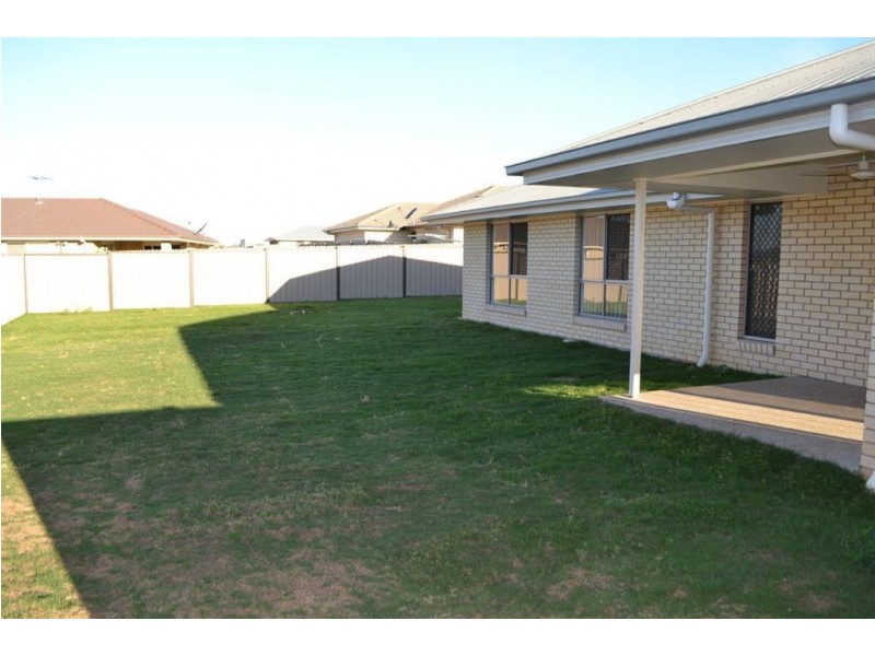 11 Premier Court, Gracemere QLD 4702