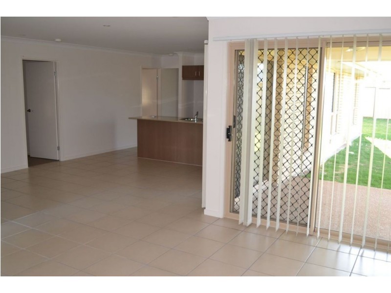 6 Premier Court, Gracemere QLD 4702