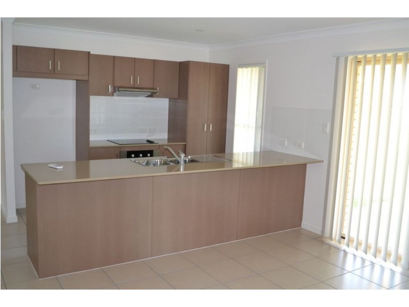 6 Premier Court, Gracemere QLD 4702