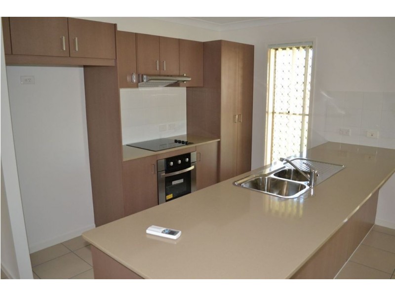 6 Premier Court, Gracemere QLD 4702