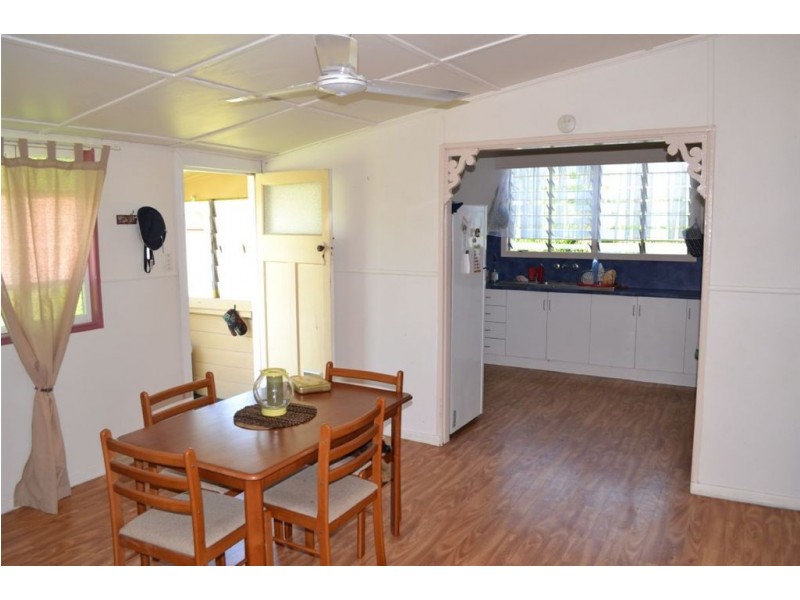 240 West Street, Allenstown QLD 4700