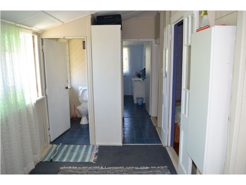 240 West Street, Allenstown QLD 4700