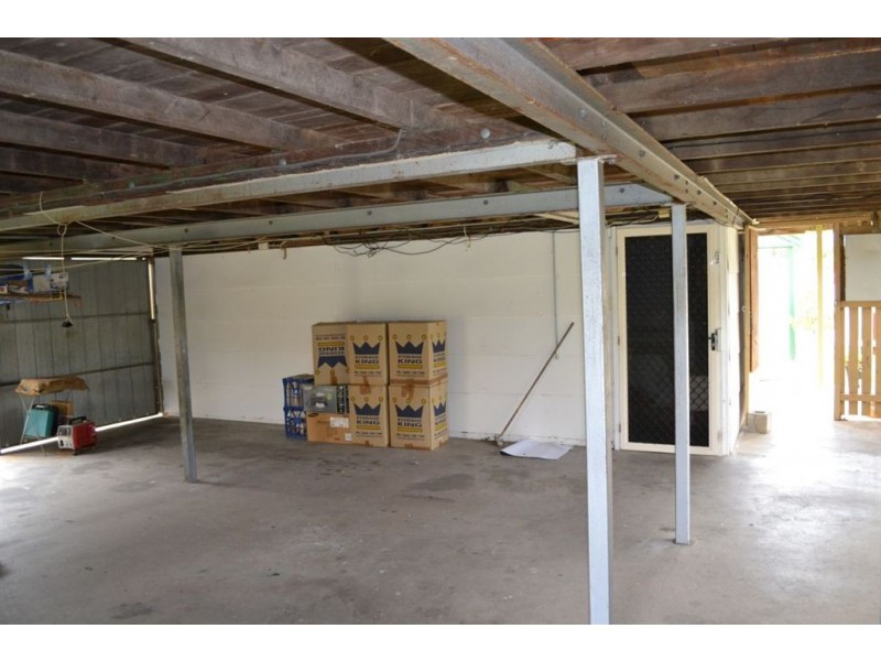 240 West Street, Allenstown QLD 4700