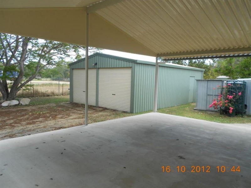 61 Capricorn Street, Gracemere QLD 4702
