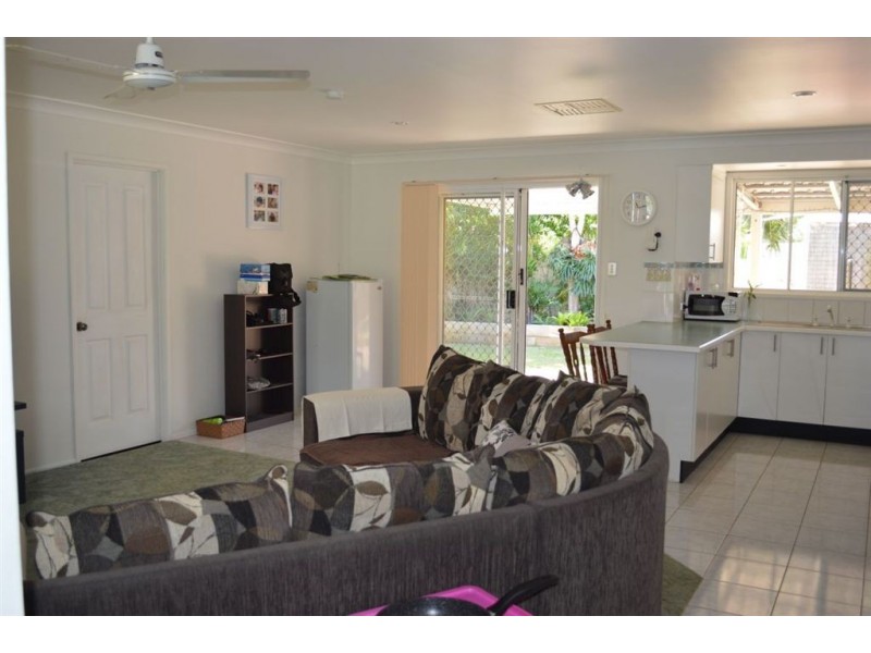 15 Davison Street, Gracemere QLD 4702