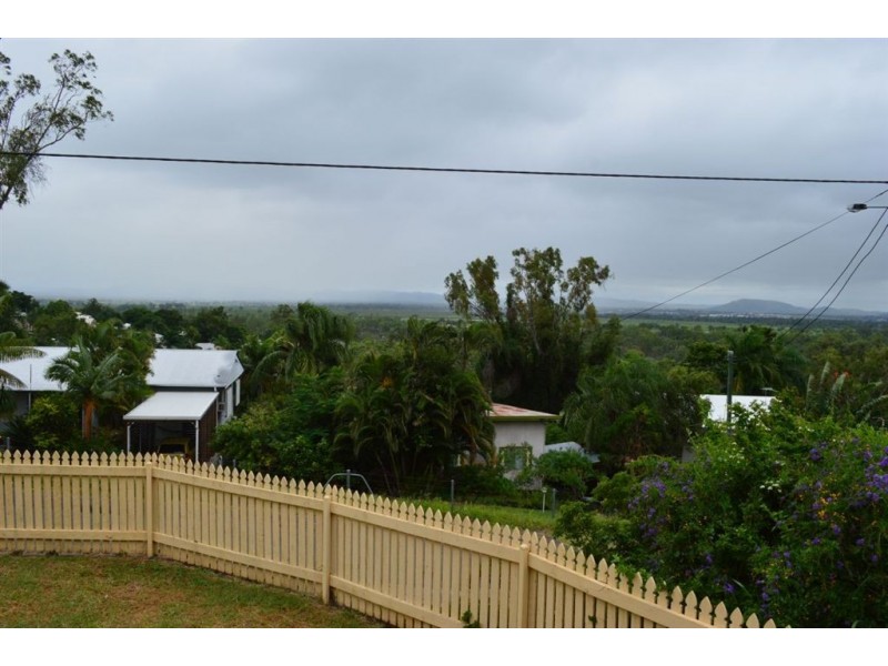 32 Wiseman Street, The Range QLD 4700