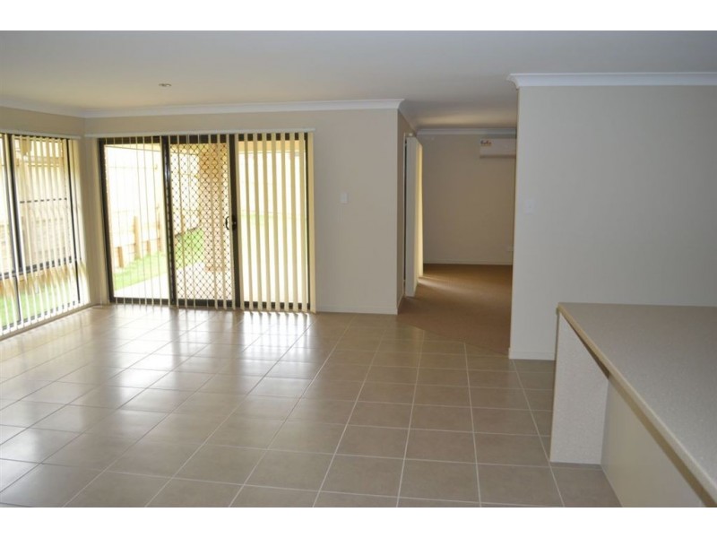 42 Burke & Wills Drive, Gracemere QLD 4702