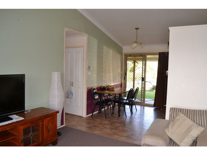 2 Gleeson Close, Gracemere QLD 4702