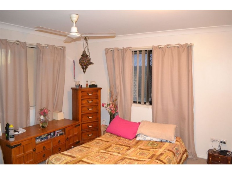 2/7 POINCIANA PLACE, Gracemere QLD 4702