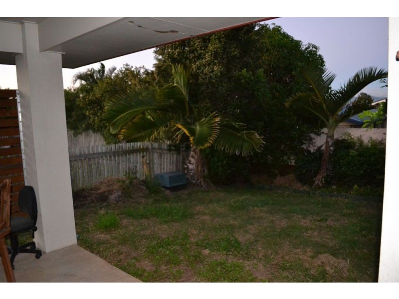 2/7 POINCIANA PLACE, Gracemere QLD 4702