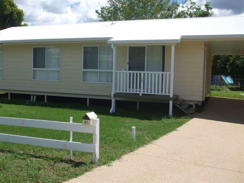 41 Dee St, Mount Morgan QLD 4714