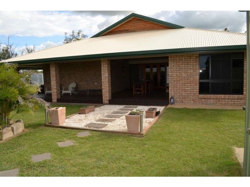 16 Freeman Court, Gracemere QLD 4702