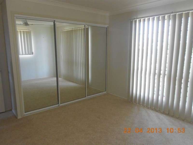 17 Gleeson Close, Gracemere QLD 4702