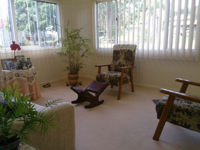 9 Bridge St, Mount Morgan QLD 4714