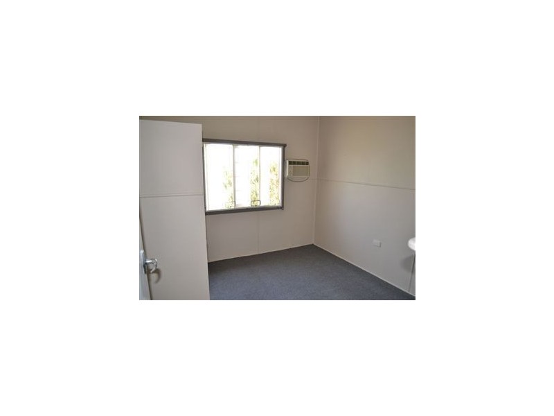 1 Gowdie Street, Mount Morgan QLD 4714