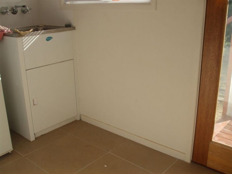 54 East St, Mount Morgan QLD 4714